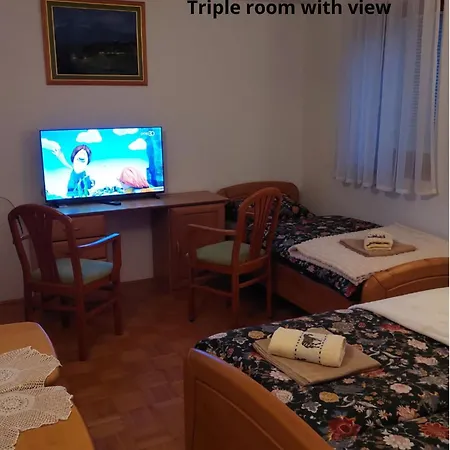 Cozy Nook Stays, Rent, Med Roglo In Termami Zrece, Konukevi Zreče