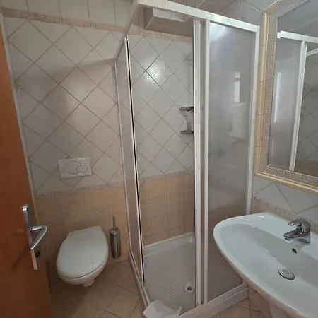 Cozy Nook Near Rogla & Terme 招待所